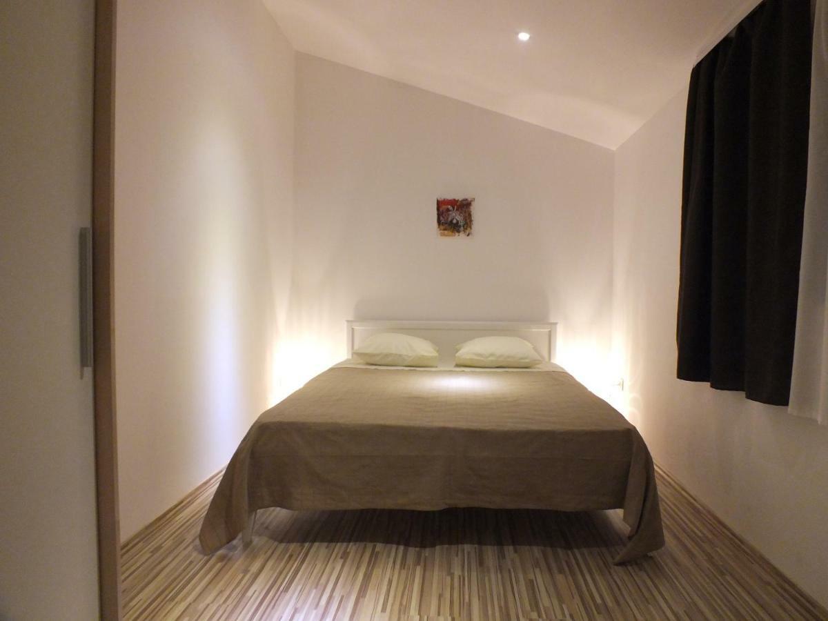 Apartmani Barisic 브로다리카 외부 사진