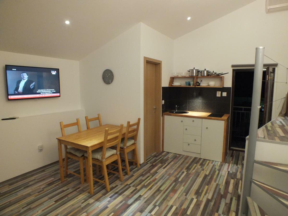Apartmani Barisic 브로다리카 외부 사진