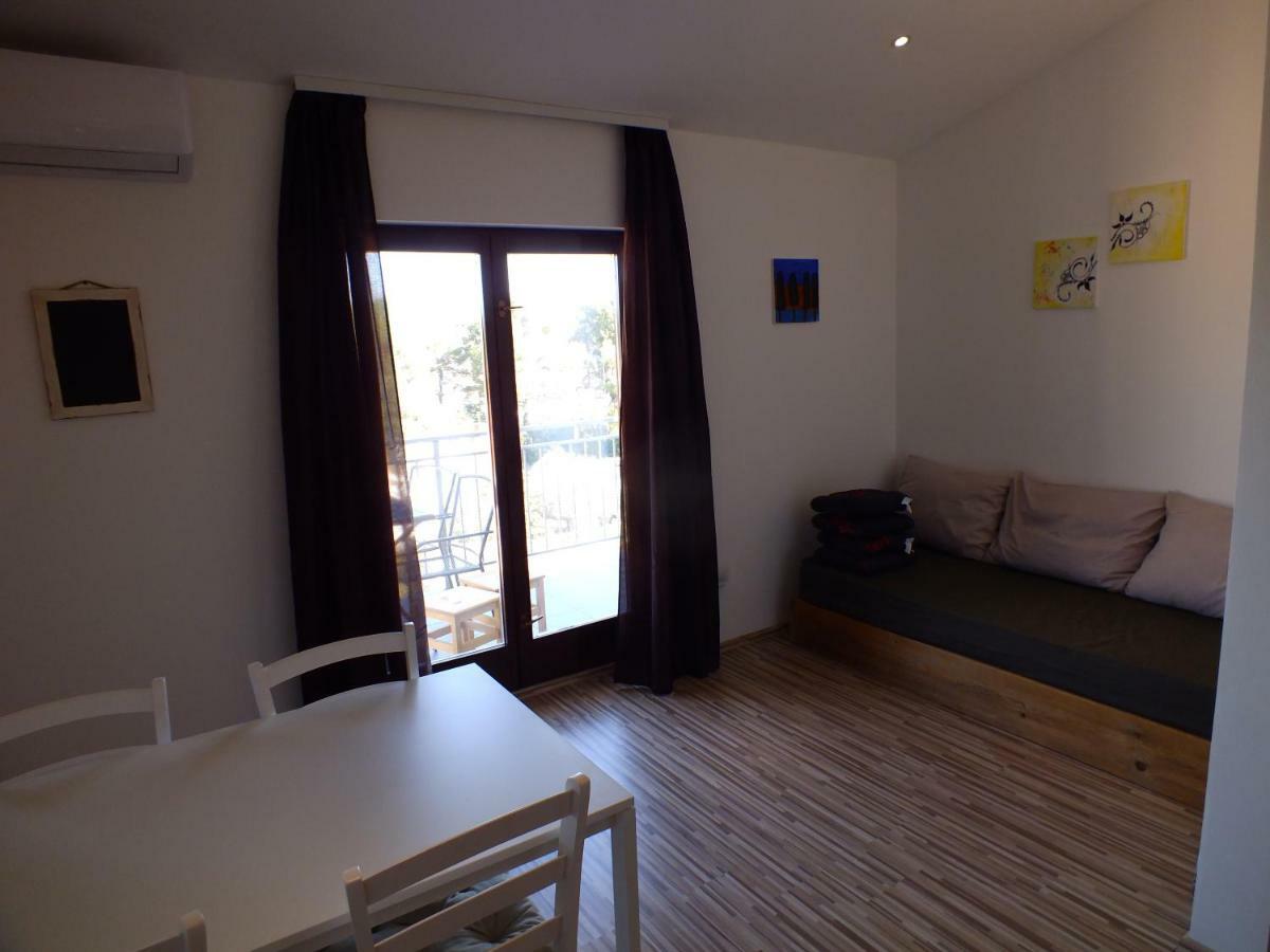 Apartmani Barisic 브로다리카 외부 사진