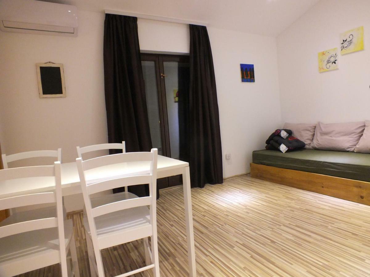 Apartmani Barisic 브로다리카 외부 사진