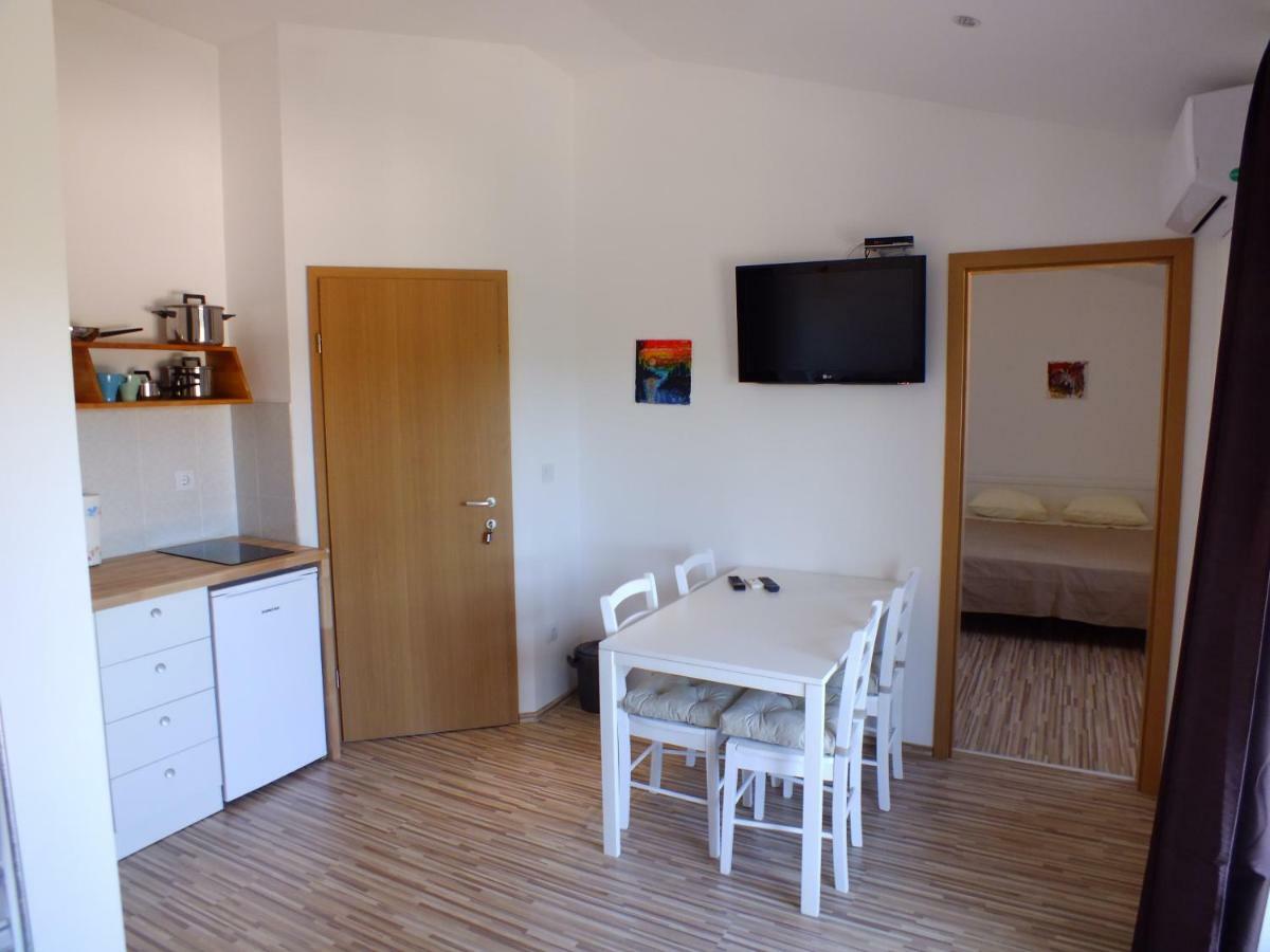 Apartmani Barisic 브로다리카 외부 사진